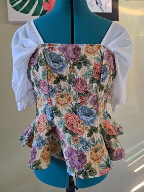 SHEIN Floral Tapestry Peplum Top White Puff Sleeve Corset Style